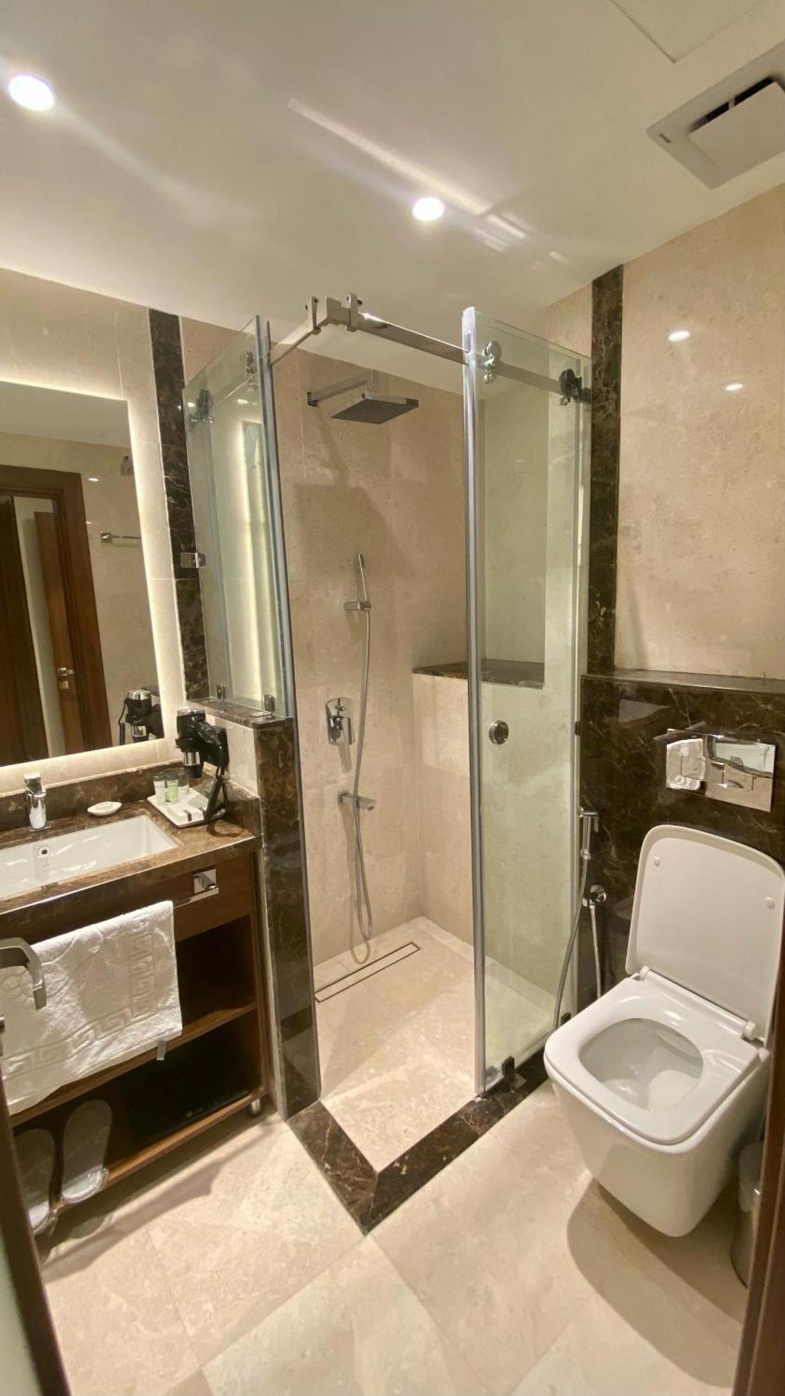 Royal Vista Hotel ‘Ibrī Zewnętrze zdjęcie