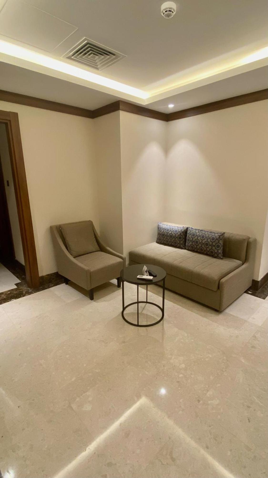 Royal Vista Hotel ‘Ibrī Zewnętrze zdjęcie