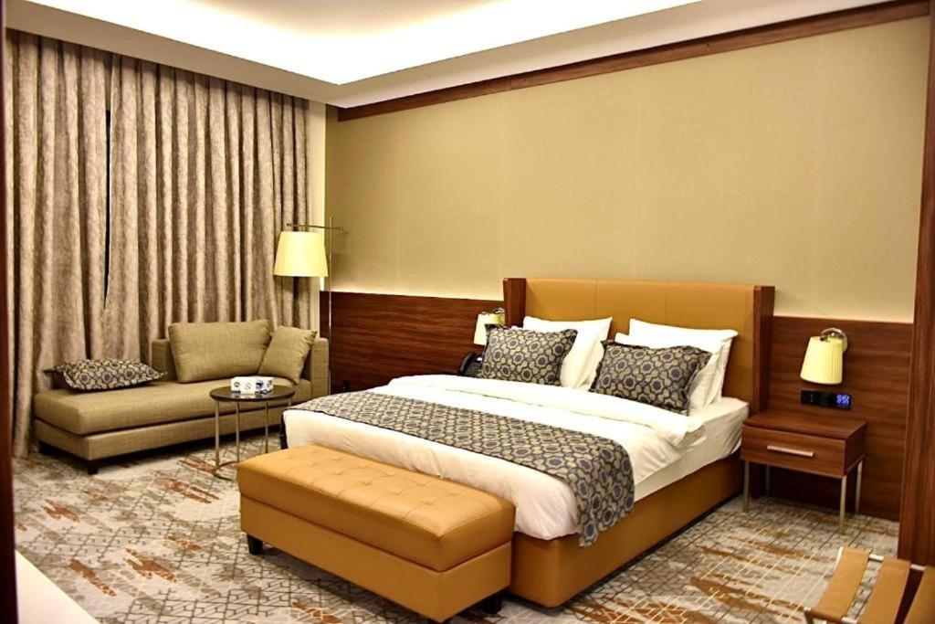 Royal Vista Hotel ‘Ibrī Zewnętrze zdjęcie